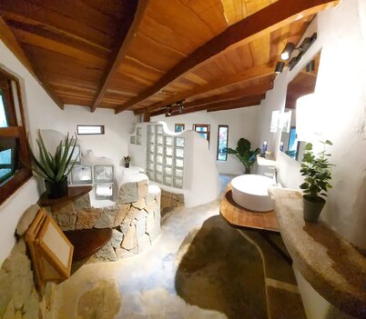 sharonus cabin