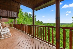 Terrace/patio - Panoramic View - 6bd 4bth w/ Amazing Views! In Hidden Springs Resort Near Dollywood! (Sevierville)