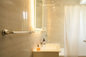 Hair dryer, towels