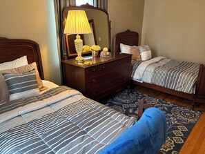 2 habitaciones, tabla de planchar con plancha y wifi gratis