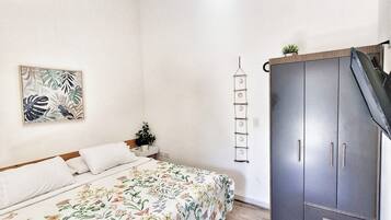 1 Schlafzimmer, Bügeleisen/Bügelbrett, Reisekinderbett, WLAN