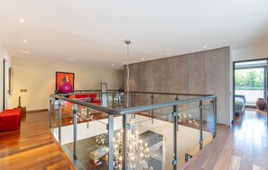 Interior - Awesome home in Marseille with WiFi (Marseille)