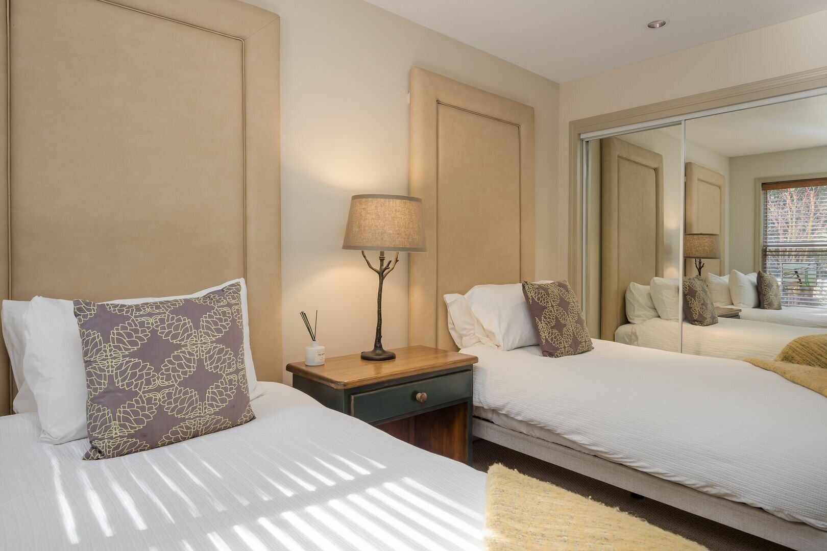 2 多间卧室、办公桌、免费 WiFi、床单