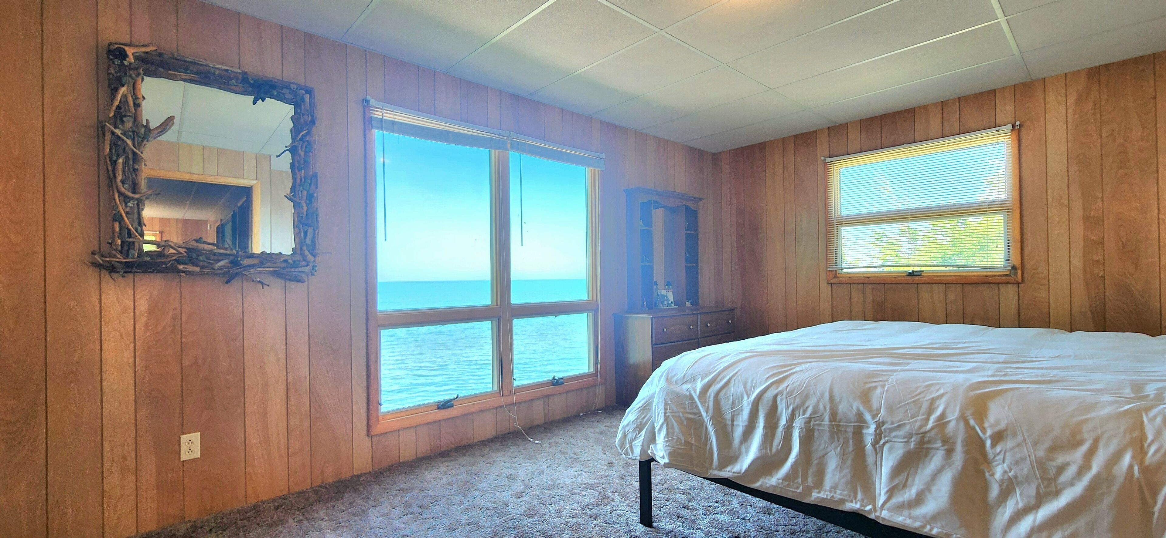 4 makuuhuonetta, silitysrauta/-lauta, Wi-Fi, vuodevaatteet