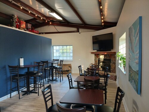 Luxury RV resort with all of Lake Charles must see attractions within 15 miles.