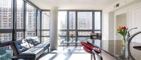 Luxury-Apartment, 2 Schlafzimmer, Nichtraucher, Küche | Wohnzimmer