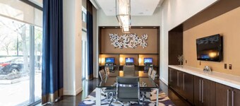 Pentagon Luxe Apartments