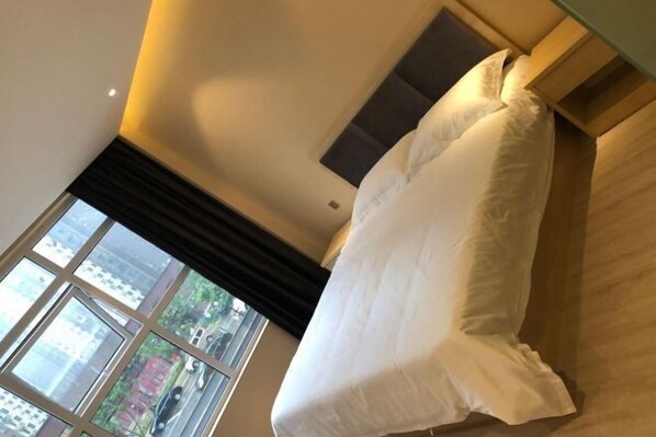 Room - 6988 express hotel (Wuhan)