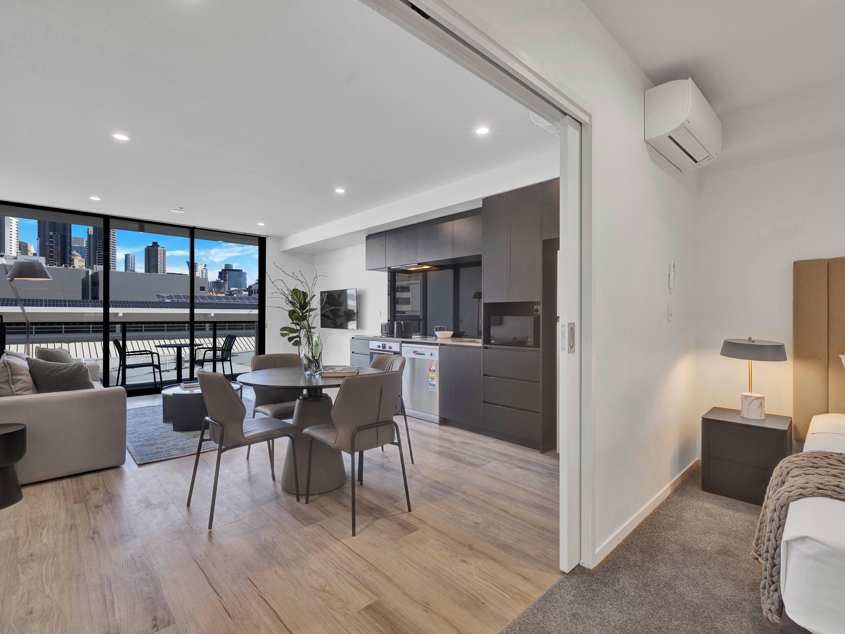 アパートメント キングベッド 1 台 禁煙 キッチン | リビング エリア | 42 インチの薄型テレビ (デジタル放送視聴可)