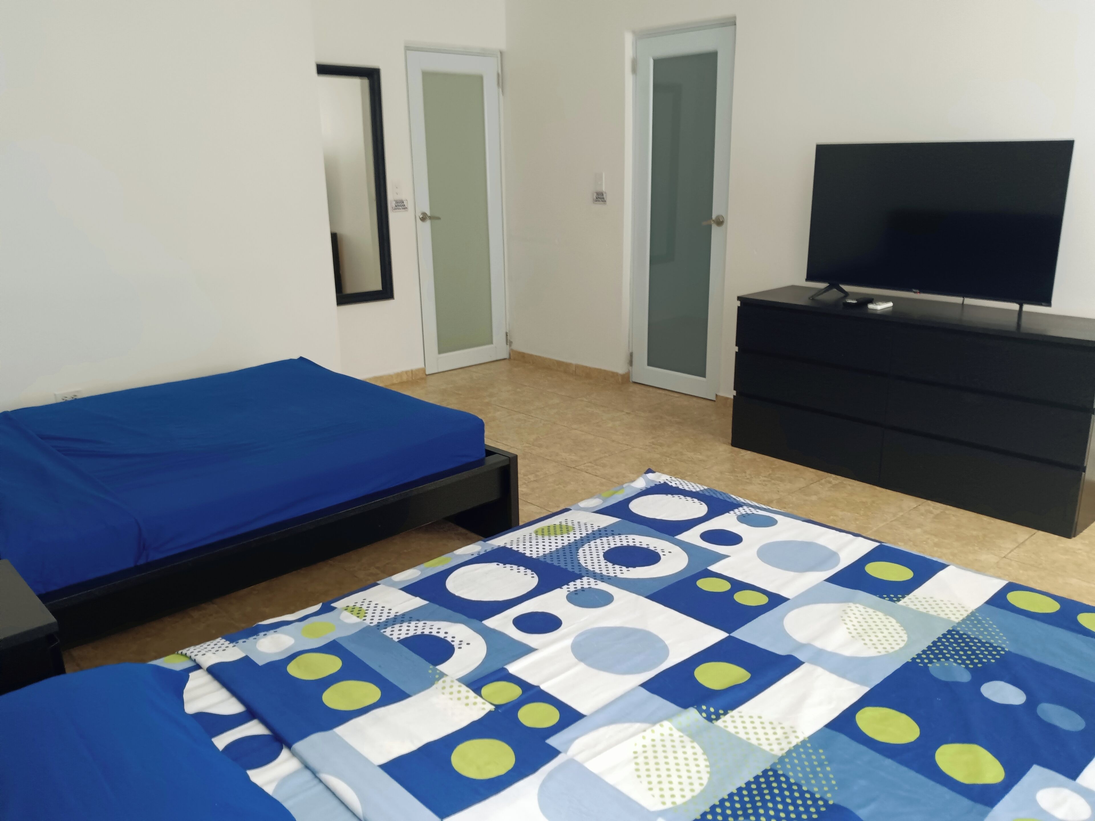 3 camere, Wi-Fi, lenzuola