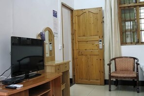 Unclassified image, 5 of 38, button - Yangshuo Culture House (Yangshuo)