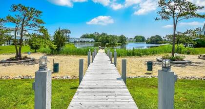 Lakeside Condo with water views minutes to Fenwick Island and Ocean City