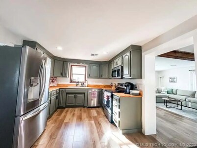 Lakefront in Duck Creek with Private Dock, 2 Units