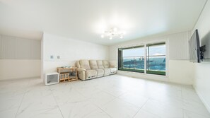 Rom – basic, 3 soverom (Room 204) | 1 soverom og wi-fi (inkludert)