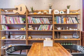 Interior - Zhujiajian Coast Chaosu Art Inn (Zhoushan)