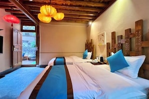 Room - Juxian Boutique Homestay（South Gate of Ancient City） (Lijiang)