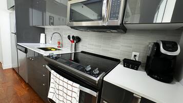Microwave, oven, stovetop, dishwasher