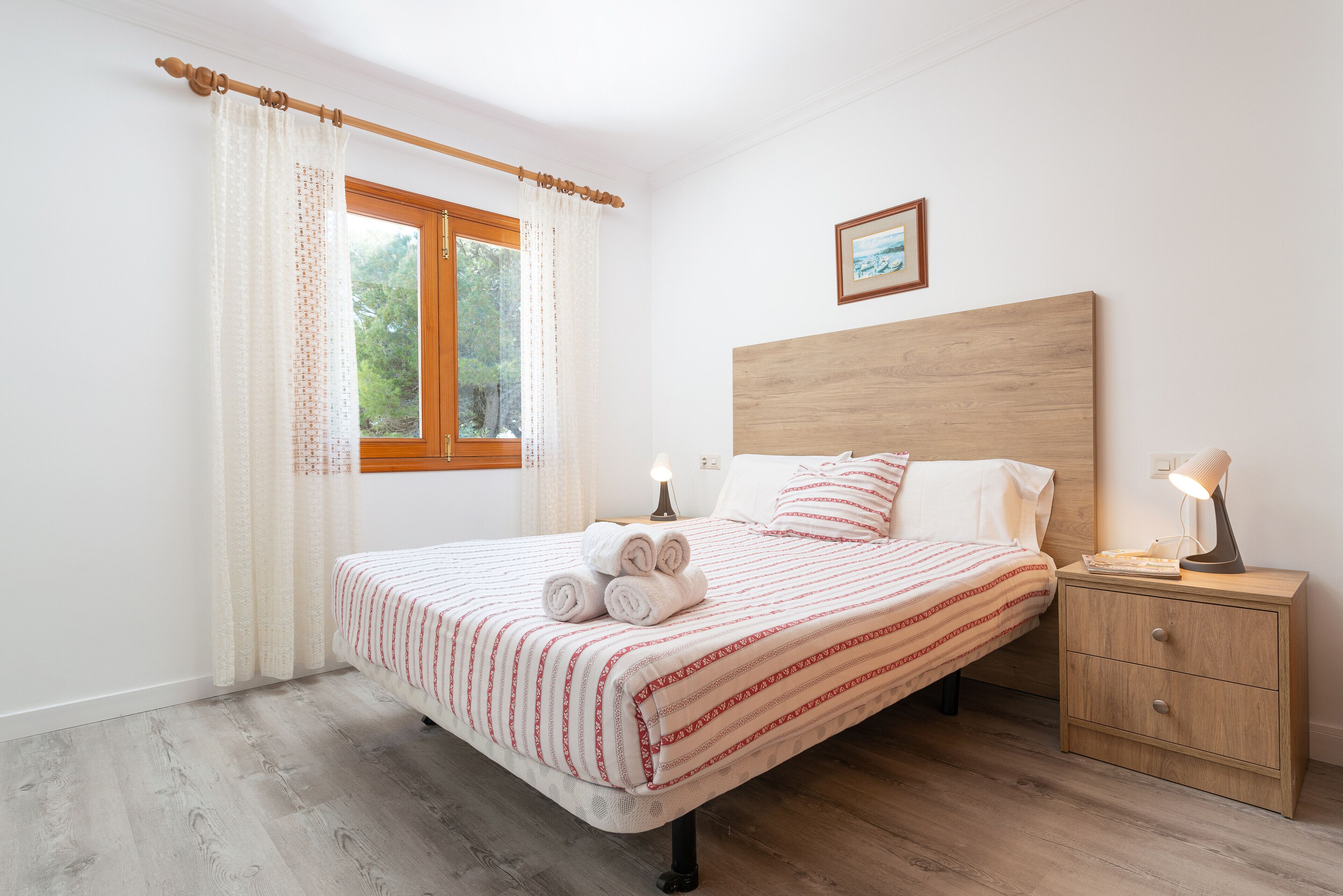 4 sovrum, strykjärn/strykbräda, gratis wi-fi och sängkläder