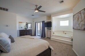 4 bedrooms, Internet, bed sheets