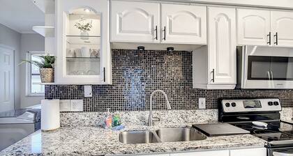 Spacious Home with Pool near Manasota Key Beach