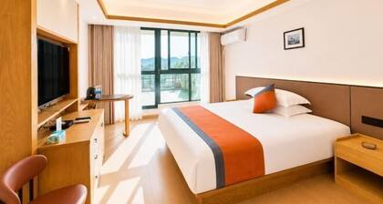 Lushan Ruina Seaview Hotel