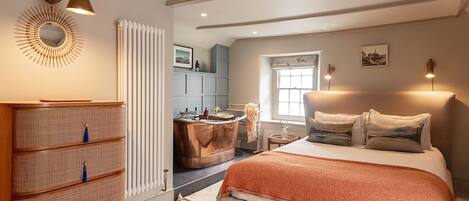 2 slaapkamers, een bureau, een strijkplank/strijkijzer, wifi