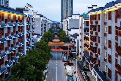 Xinhua Huihong Hotel