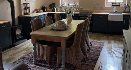 Stunning 2-bedroomed Cottage