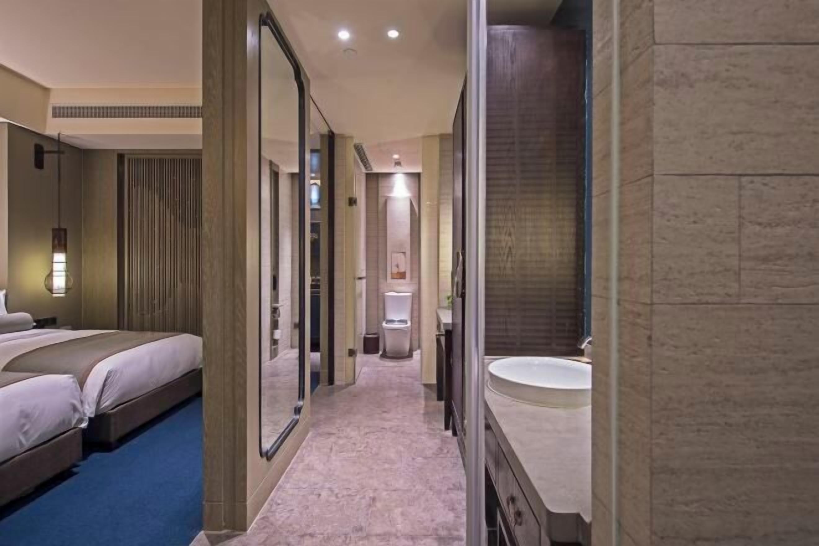 Tempat tidur bayi