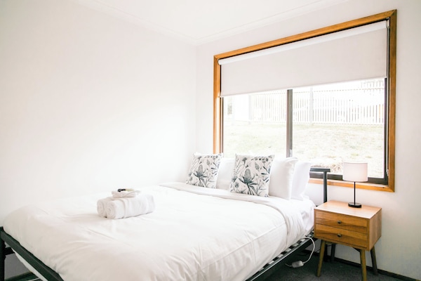 4 bedrooms, in-room safe, iron/ironing board, travel cot