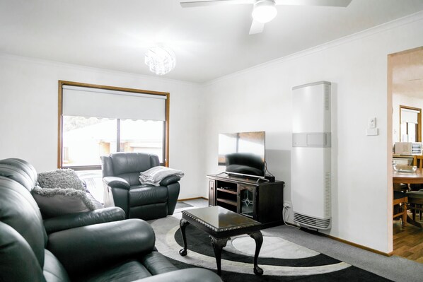 Smart-TV, DVD-Player, Videothek