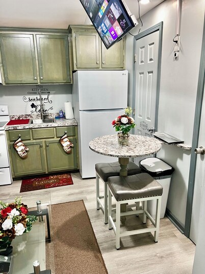 Charming Two Bedroom Duplex Apartment