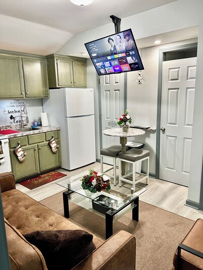 Charming Two Bedroom Duplex Apartment