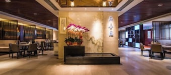 Dahe International Hotel (Zhengzhou East Railway Station)