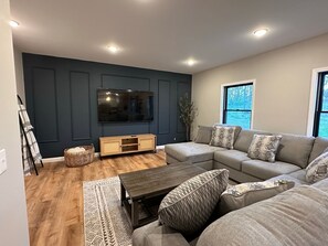 TV connectée, cheminée