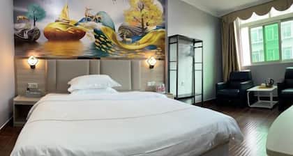 Yanling Hotel