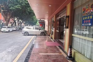 Unclassified image, 2 of 39, button - Yanling Hotel (Meizhou)