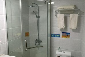 Bathroom - Haining chunxi hotel (Haining)