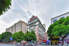 Unclassified image, 2 of 23, button - Jinpai Hotel (Baise Xiangyang) (Baise)