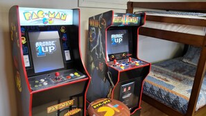 Spielezimmer