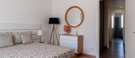 1 habitación, wifi y ropa de cama