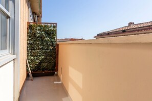 Property grounds - GuestHost - Livorno Bright Apartment with Balcony! (Livorno)