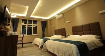 Daqing fashion impression Theme Hotel