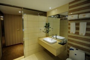 Bathroom - Home Inns in Liushi Yueqing (Yueqing)