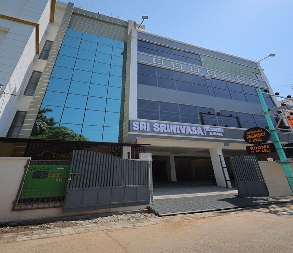 Property entrance - Sri Srinivasa Residency (Puducherry)