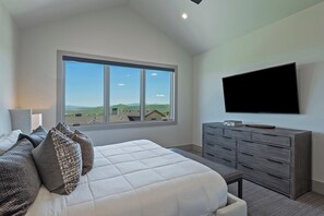 5 habitaciones, tabla de planchar con plancha y wifi gratis 