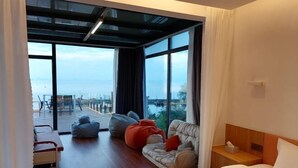 Ảnh chưa phân loại, 3 trong số 123 ảnh, nút