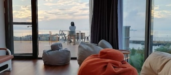 Qingdao Lingshan Island Haishang Starting Hotel