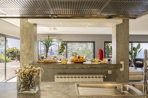 Dining - Carmim Villa by Cadenzalux (Malveira da Serra)