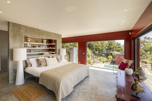 5 chambres, fer et planche à repasser